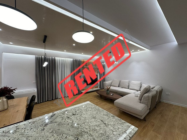 Two bedroom apartment for rent in the area of the Dry Lake, with immediate access to the Artificial 